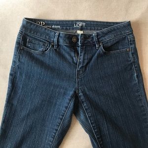 Ann Taylor Loft curvy skinny jeans 2P